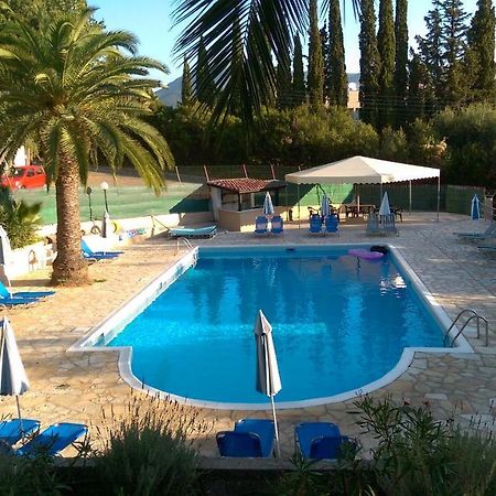 Tina Hotel ذيسْخا المظهر الخارجي الصورة