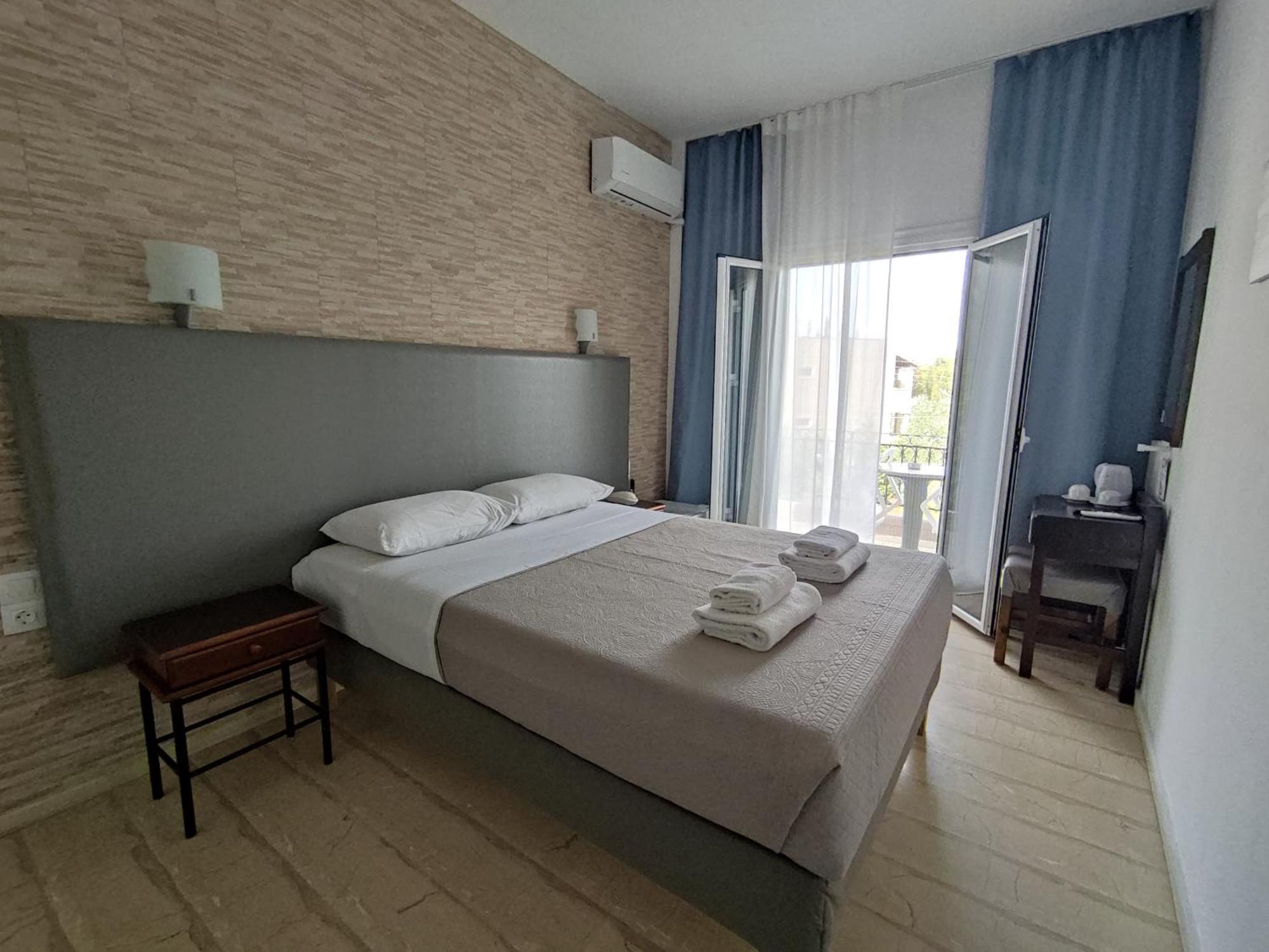 Tina Hotel ذيسْخا المظهر الخارجي الصورة