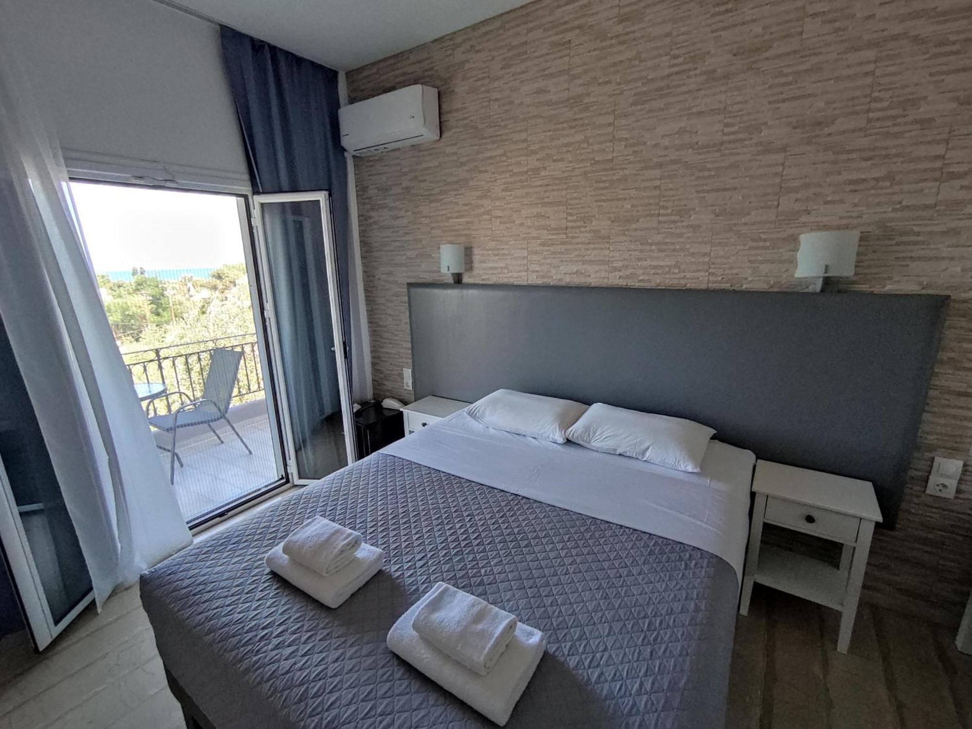 Tina Hotel ذيسْخا المظهر الخارجي الصورة