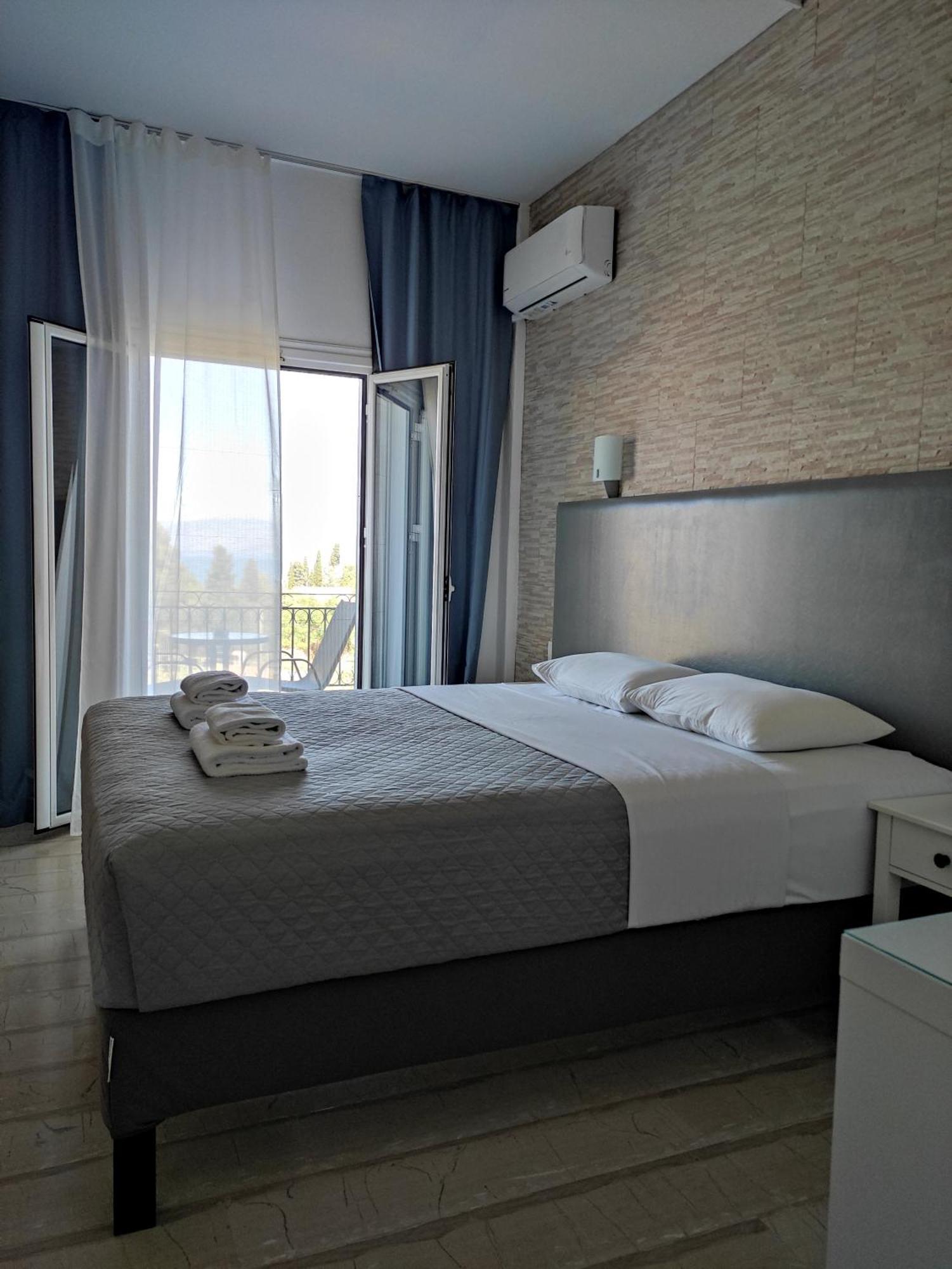 Tina Hotel ذيسْخا المظهر الخارجي الصورة