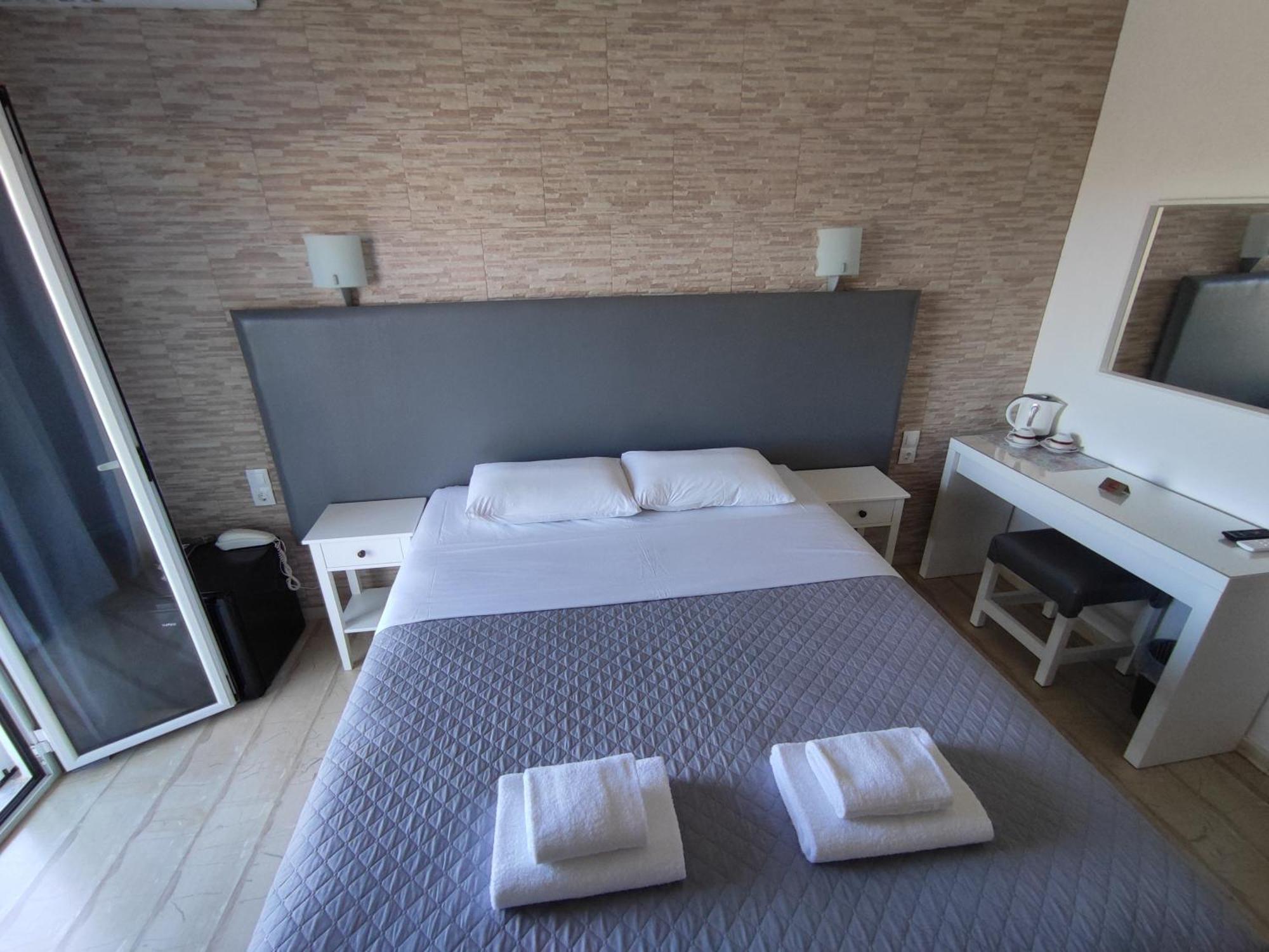 Tina Hotel ذيسْخا المظهر الخارجي الصورة